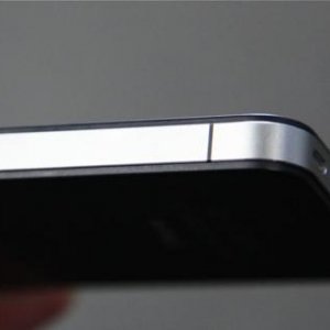 iphone4-seam1.jpg