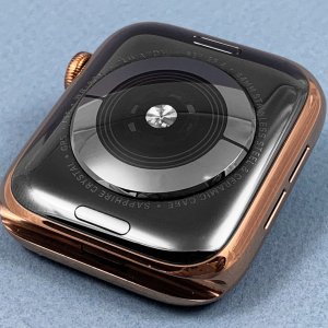 Apple_09.jpg