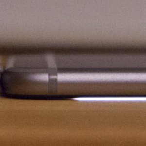 iphonebend1.jpg