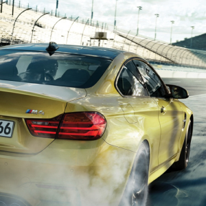 m4coupe_MY15_mediagallery_1920x1200_0008_exterior_9-1.png