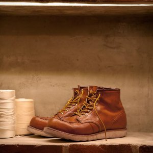 redwingbootsage.jpg