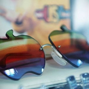 Apple logo sunglasses 2.jpg