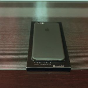Caudabe Veil iPhone 6 Plus 6.jpg