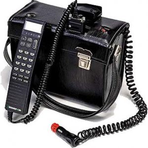 from-backpack-transceiver-smartphone-visual-history-mobile-phone.w654.jpg