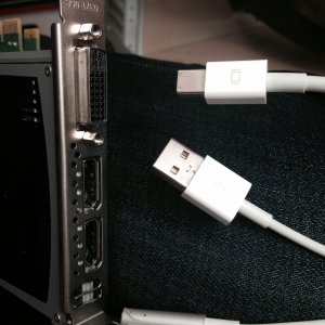 MacPro monitor connections.JPG