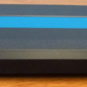 thule_atmos_x3_side_volume_buttons.jpg