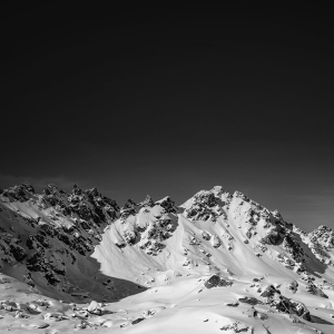 snow-mountain-for-snowboard.png