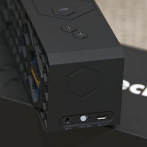 Inateck BT Speaker 2.jpg