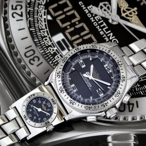 B-1UTCchronolog1360X768LR.jpg