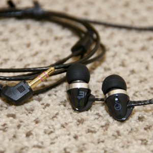 Brainwavz M1 review1.jpg