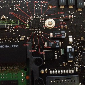 mbp mid2010 charger.jpg