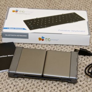 EC Technology Foldable Keyboard 1.jpg