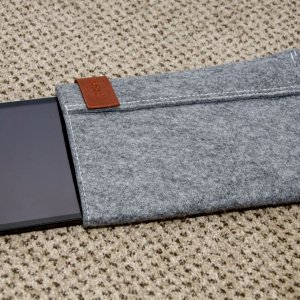 Inateck Felt Sleeve for iPad mini review 2.jpg