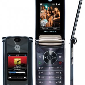 motorola_razr2_v8_00.jpg