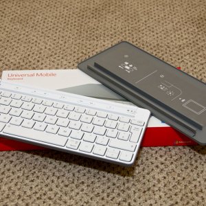 Microsoft Universal Mobile Keyboard 4.jpg