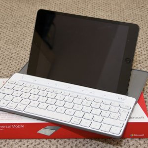 Microsoft Universal Mobile Keyboard 5.jpg