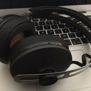 Sennheiser Momentum Wireless.jpg