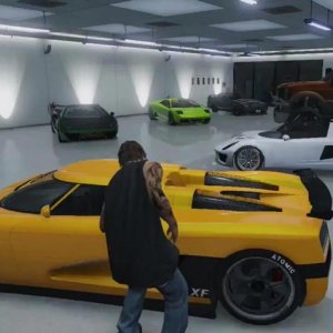 GTA-V-113-DLC-rearrange-cars-in-garage.jpg