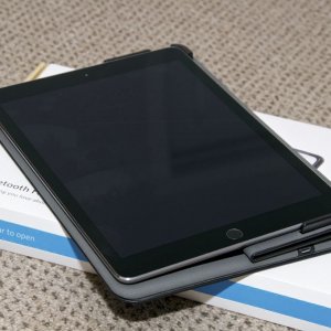 Anker BT Folio Keyboard Case 3.jpg