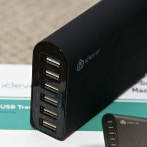 iClever USB Charger 2.jpg