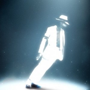 celebrity-michael-jackson-white-wearing-1136x640.jpg