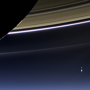 20130722_annotated_earth-moon_from_saturn_1920x1080.png