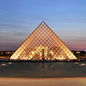 Louvre 01.jpg