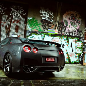 Nissan_100.jpg