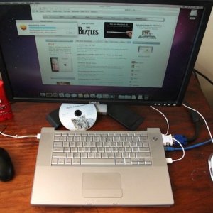 broke-macbook-pro-screen-mac-desktop.jpg