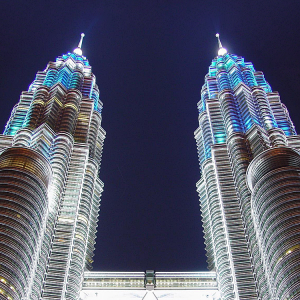 Petronas Twin Towers 01.png