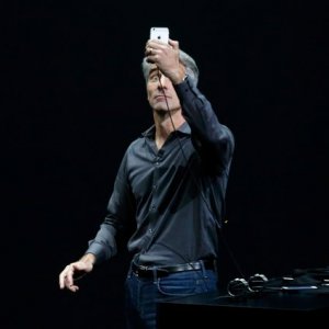 10applelive-web10-articleLarge.jpg
