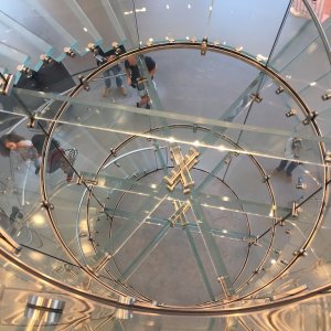 amsterdam-apple-store.jpg