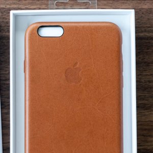 iphone-6s-plus-saddle-brown-case-3.jpg