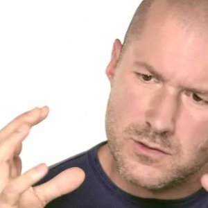 jony-ive-10-20-09.jpg