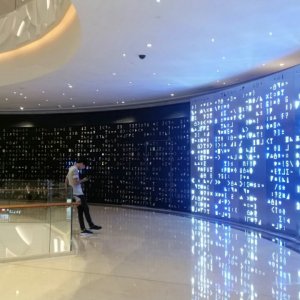 apple store mo 2.jpg