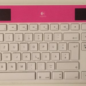 LogitechK750.jpg