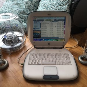 Clamshell 'n Soundsticks.JPG
