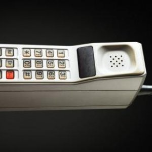 old-cellphone.jpg