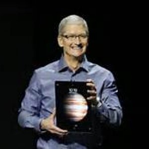 tim cook.jpeg