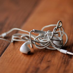 earpods.jpg