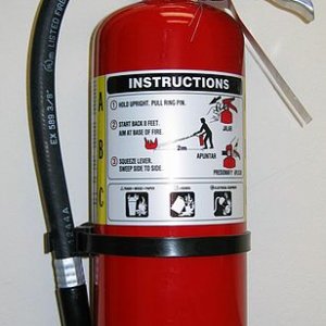 308px-FireExtinguisherABC.jpg