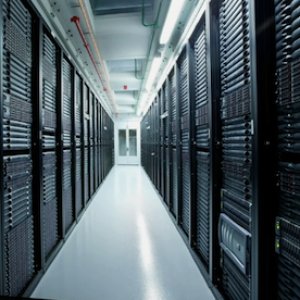 hp-servers-in-apple-data-center.jpg