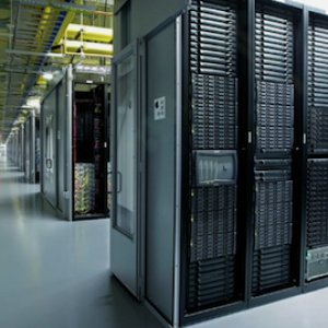 apple-data-center-1.jpg