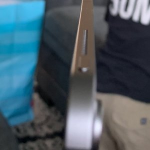 181220-ipad-pro-2018-bending-02.jpg
