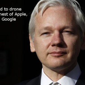 Julian_Assange_Apple.jpg