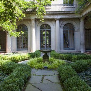 fountain11024 copy.jpg