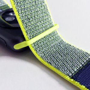 applewatchband-sportloop-blitz-03.jpg