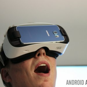 Gear-VR-S6-4-of-6-710x473.jpg