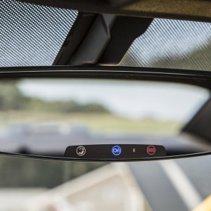 2013-chevrolet-camaros-frameless-rear-view-mirror-with-electrochromic-onstar-buttons_100399754_h.jpg