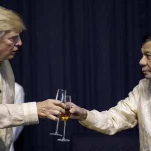 171113-trump-duterte-toast-njs-1016a_ce4b75f4b0e99420ab9a9f972f4bfb18.jpg